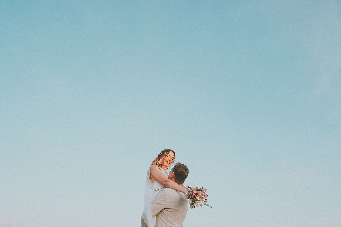 Cinéaste de Mariage Haut de gamme - Reportage Photo & Vidéo Paris